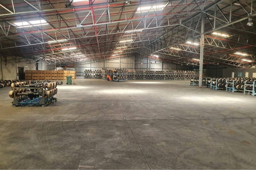 To Let commercial Property for Rent in Struandale Industrial Eastern Cape